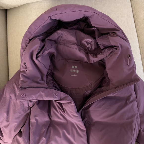 Uniqlo Seamless Down Short Coat - Size S Like New - Picture 4 of 7